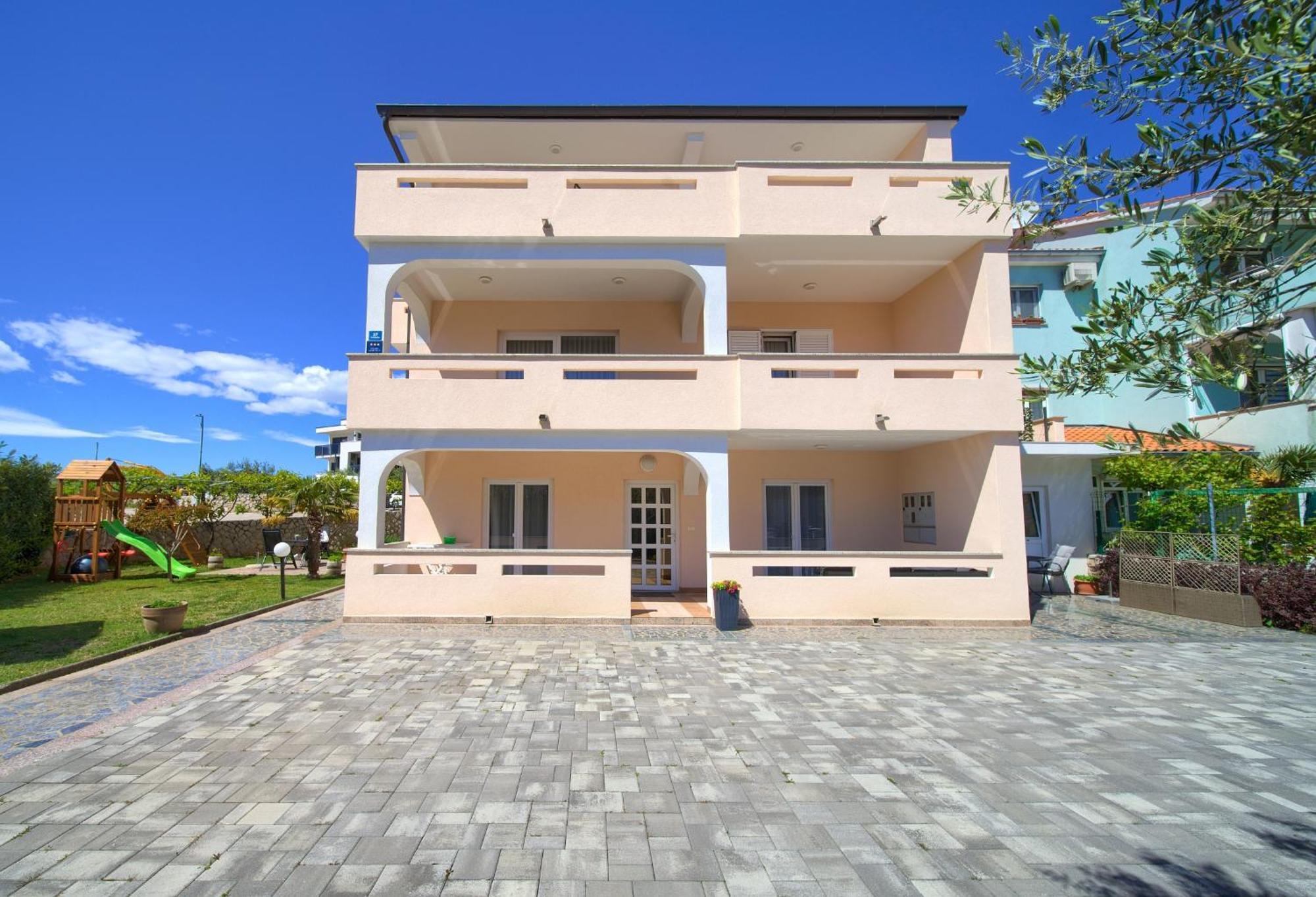 Apartmani Assa Krk Krk Town Exterior foto